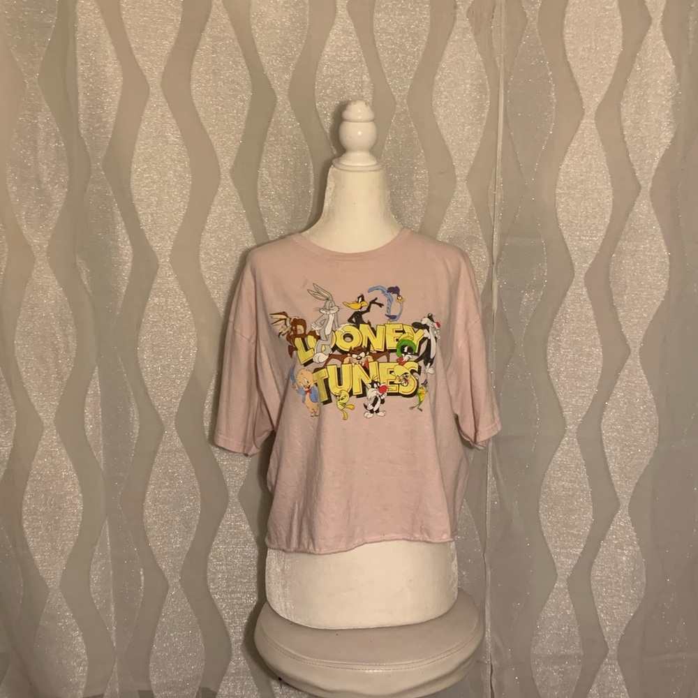 Cropped raw hem